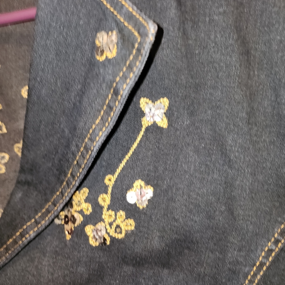 Woman beaded jacket - Picture 3 of 7